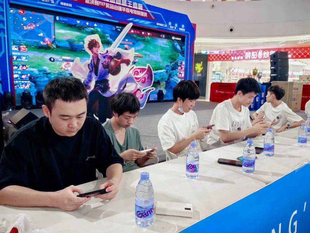 FURIA Esports 轻松击败 Virtus.pro 于 BB Dacha