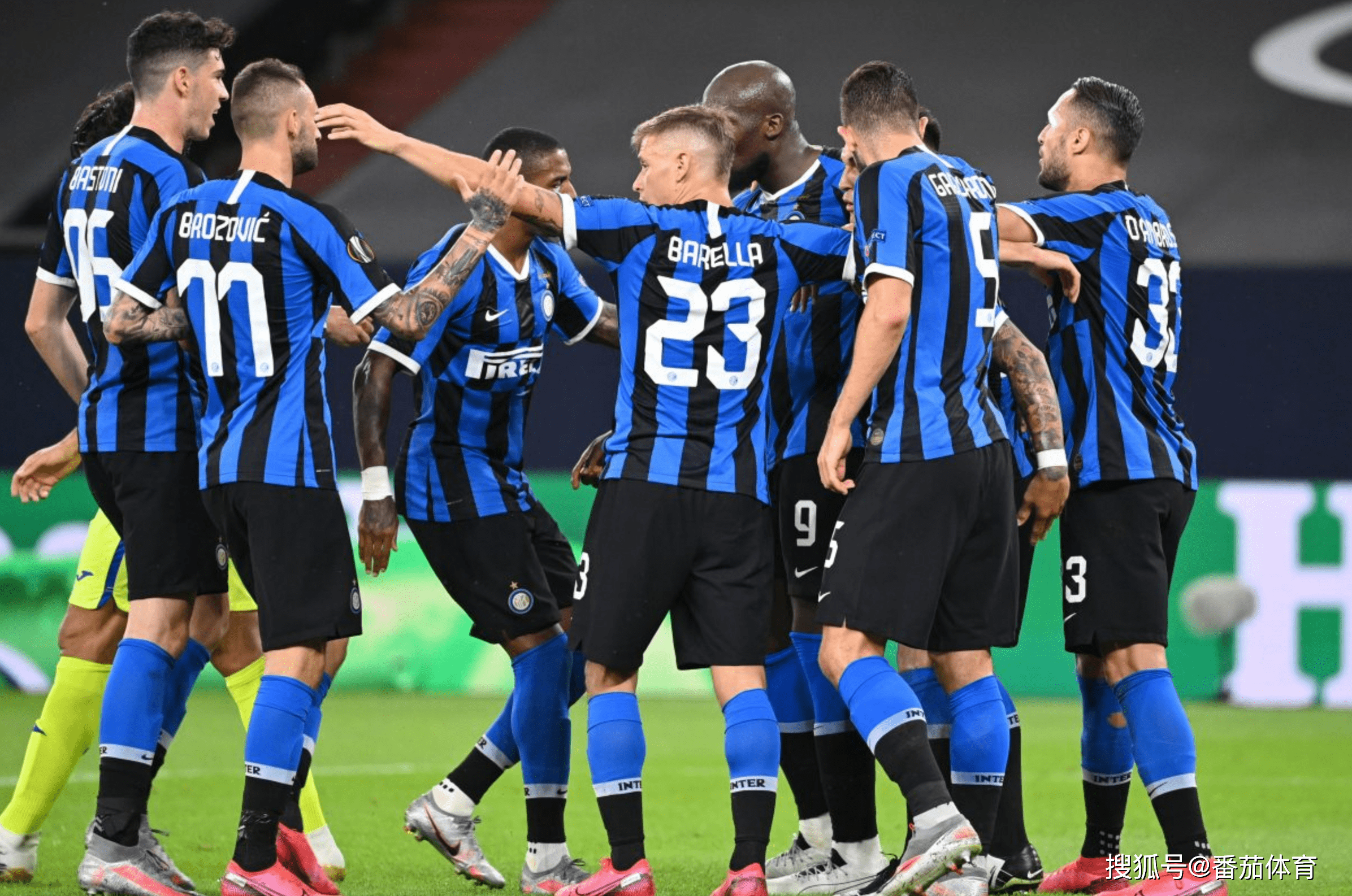 在1